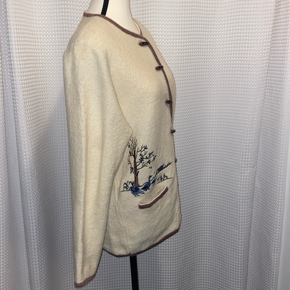 Vintage cream‎ boil wool Cardigan wood buttons embroidery size small - Picture 2 of 16